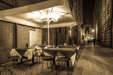 sidewalk restaurant