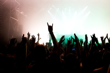 ans enjoying the party vibes.