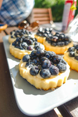 Törtchen mit Blaubeeren