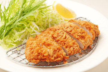 トンカツ