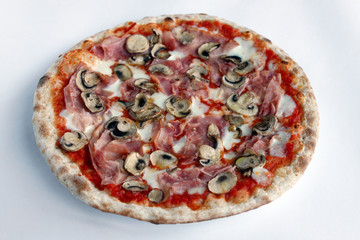 Delicious Gourmet Pizza recipe with Mushrooms, Ham (Prosciutto di parma) Buffalo Mozzarella 