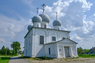 Fototapeta na wymiar Scenic view of old Spaso-Preobrazhensky cathedral in Belozersk. Beautiful summer sunny look of ancient orthodox temple in historical center of ancient town in Vologodskaya oblast in Russian Federation