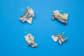 Billetes de dinero arrugado, billetes de cinco euros. Dinero caducado