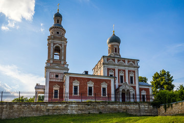 Fototapeta na wymiar Church of the Dormition of Serpukhov