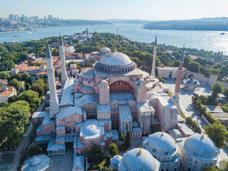 Naklejka premium Hagia Sophia in Istanbul, aerial view
