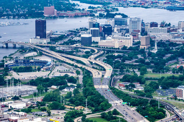 norfolk virginia aerial of city skyline and surroundings - obrazy, fototapety, plakaty