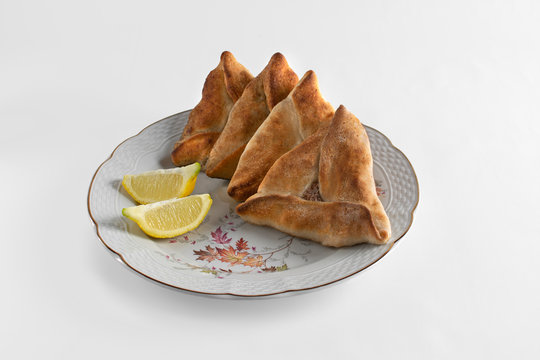 Empanadas &aacute;rabes, lim&oacute;n