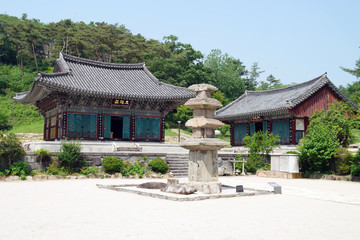 Fototapeta premium Unjusa Buddhist Temple, South Korea