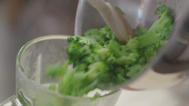 Preparing food - MALM FILM