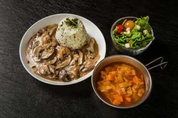 ロシア料理ストロガノフ Russian style stew (stroganoff)
