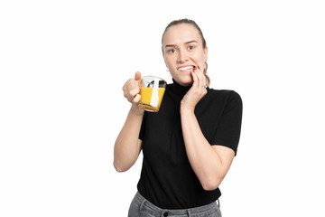 Young woman is cold sensitive when drinking cold drinks