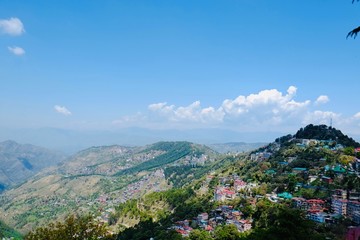 インドのシムラのハヌマンテンプルからの風景