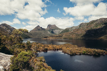 Cradle Mountain lake hiking Tasmania Australia