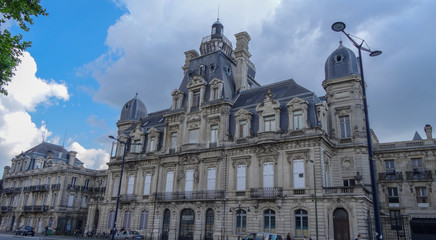 Fototapeta na wymiar Bordeaux - beautiful city in France, New Aquitaine