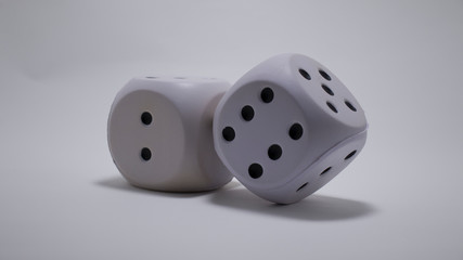 dados para jogos com fundo branco