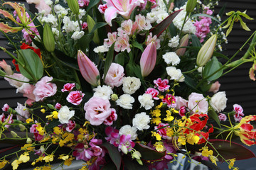 葬式の飾りの花