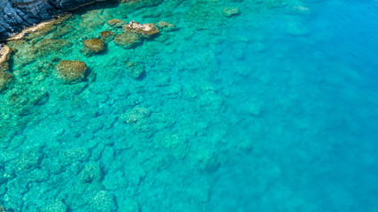 Fototapeta na wymiar Emerald turquoise sea. Clean sea background.