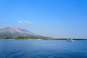 桜島と桜島フェリー