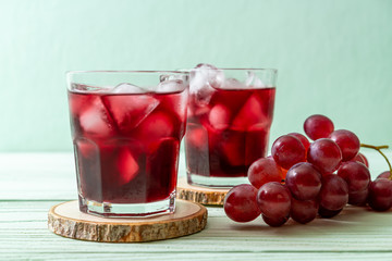 fresh grape juice