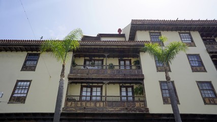 traditional buildings in puerto de la cruz