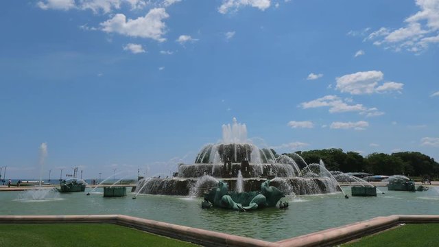 Famous Buckingham Fountain at Chicago Grant Park - travel photography