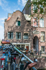 Fototapeta na wymiar La poésie des vélos d'Amsterdam.