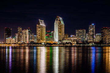 Fototapeta na wymiar San Diego skyline at night