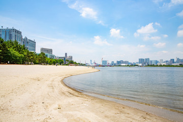 日本・東京・お台場のビーチ