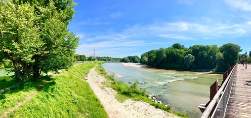 Farbenfrohes Flaucher Panorama