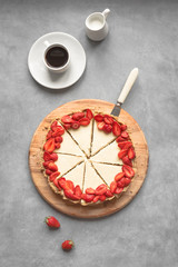 Cheese cake with strawberries