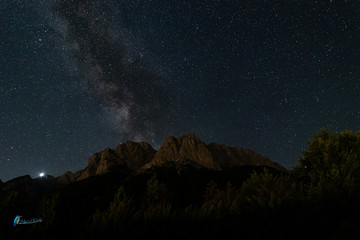  The Milky Way over the mountains