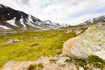 Fototapeta na wymiar Mountains view from Gamle Strynefjellsvegen Norway
