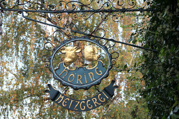 Historisches Werbeschild