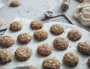 Cookies with seeds