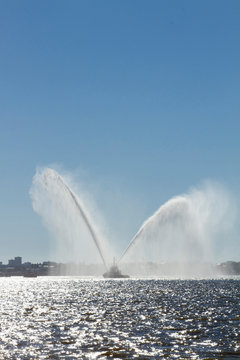 France, Loire estuary, Mindin (44), fireboat at the departure of the Queen Mary 2 at Saint-Nazaire, as part of the Franco-American event "The Bridge 2017". 100th anniversary of the Franco-American friendship.