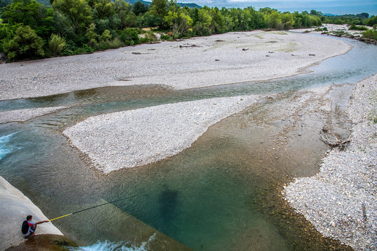 France, Vaucluse, Aygues river, dry during the summer at Buisson