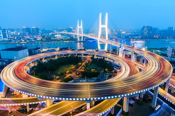 Foto op Plexiglas Bruggen mooie nanpu-brug bij nacht, kruist huangpu-rivier, shanghai, China 