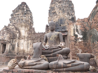 タイ王国/ロップリー プラーン　サームヨート/ Lopburi - Prang Sam Yot 