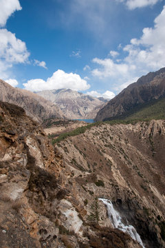 Scenery of Phoksundo lake surrounded by himalayan mountains, Dolpo,  Nepal