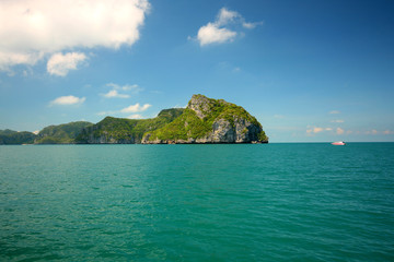 Fototapeta premium Beautiful landscapes. Sea. Beach. The mountains. Thailand