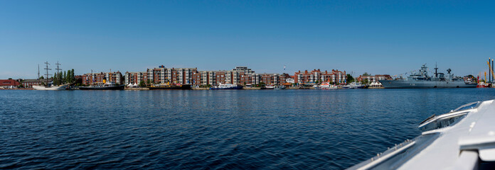 Wilhelmshaven bei Sonnenuntergang Panorama