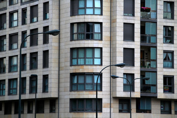 Fototapeta na wymiar Apartment block in Bilbao