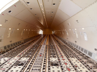 Laderaum Frachtflugzeug