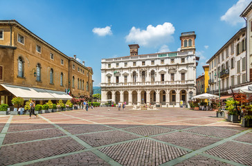 View of piazza Vecchia, Bergamo - obrazy, fototapety, plakaty