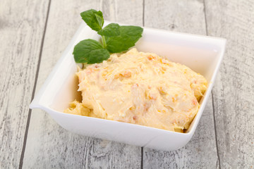 Curd with dry apricot