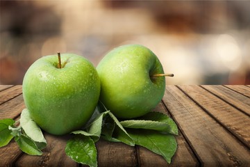 Granny smith apple.