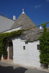 truli-alberobello