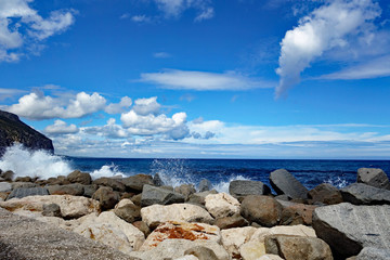 Sardinien Cala Gonone Felsen am Meer