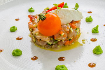 Tartare de poisson à la tahitienne 