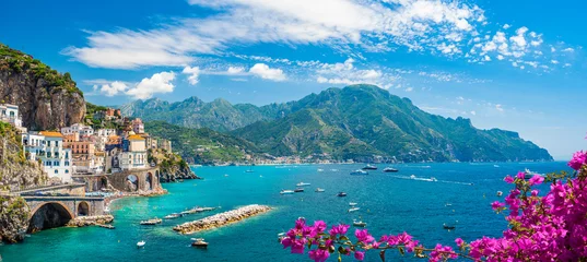 Fototapete Strand von Positano, Amalfiküste, Italien Landschaft mit Atrani-Stadt an der berühmten Amalfiküste, Italien